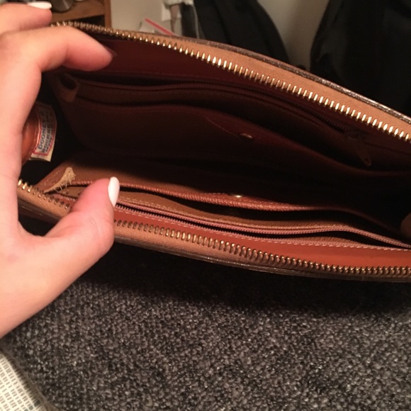 Crossbody bag - Picture 3 of 8